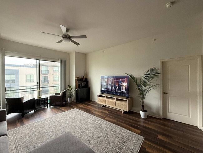 Photo - 11600 Century Oaks Terrace Unit SI FL2-ID1609009P