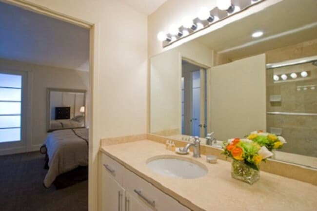 Photo - 1729 H St NW Unit ID1373186P