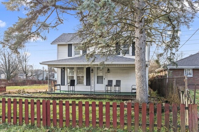 Photo - 2709 Kilbourne Ave