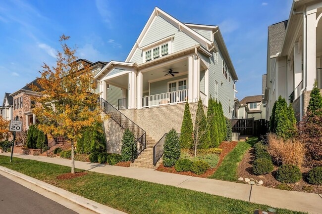 Photo - 5045 Kathryn Ave