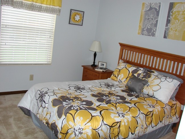 Photo - Sunblest Apartments