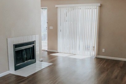 Spacious Living Room - Bradshaw Place Apartments