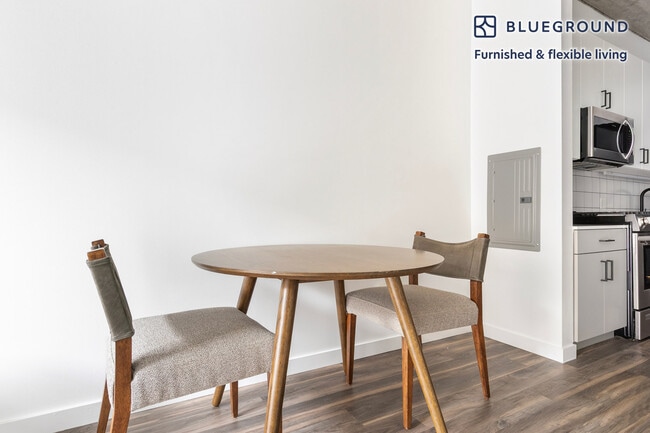 Photo - 61 W Erie St Unit FL2-ID1397