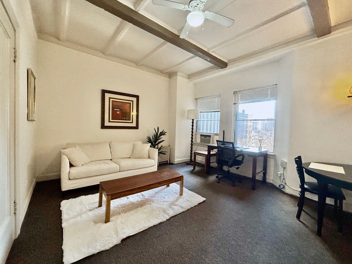 Floor Plan - Furnished 1 Bedroom 1 Bathroom in Gold Coast