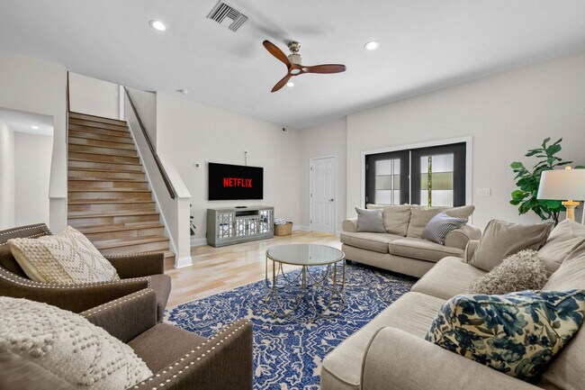 Photo - 4917 Remington Dr Unit ID1291592P