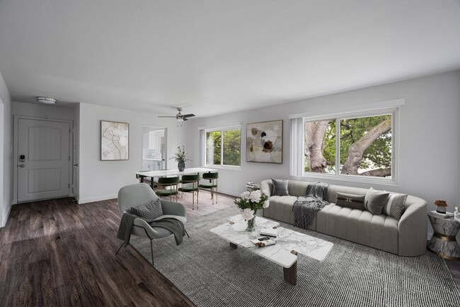 Photo - Hillsdale Garden