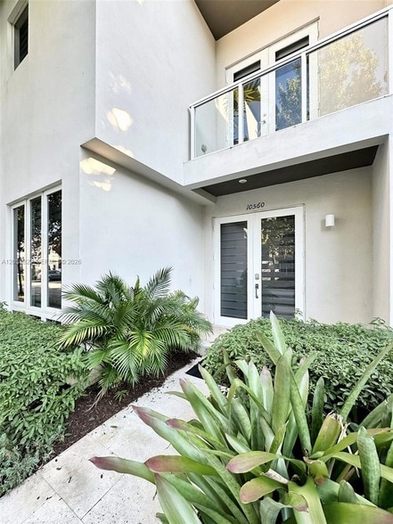 Photo - 10560 NW 63rd Terrace