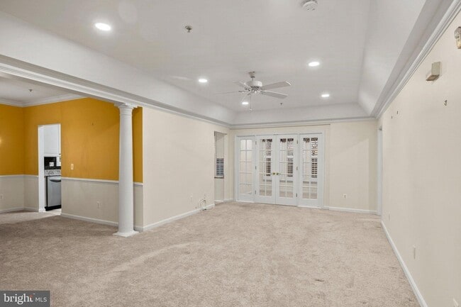 Photo - 6155 Shadywood Rd Unit UTE406