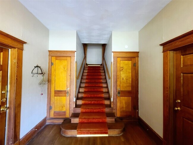 Photo - 4911 Worth St Unit 4