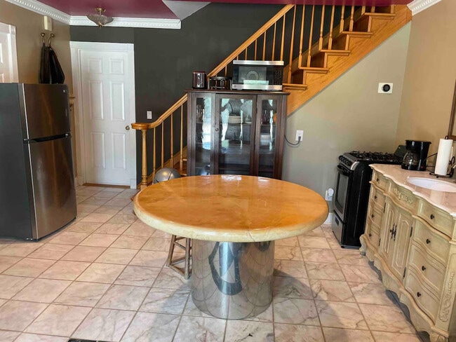 Photo - 176 Schools Dr Unit ID1343299P