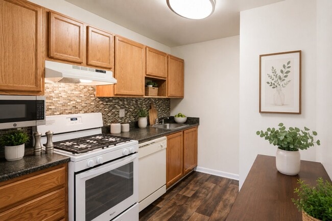 Photo - Cedar Creek Apartment Homes
