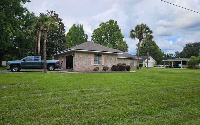Photo - 171 SW Erin Glen