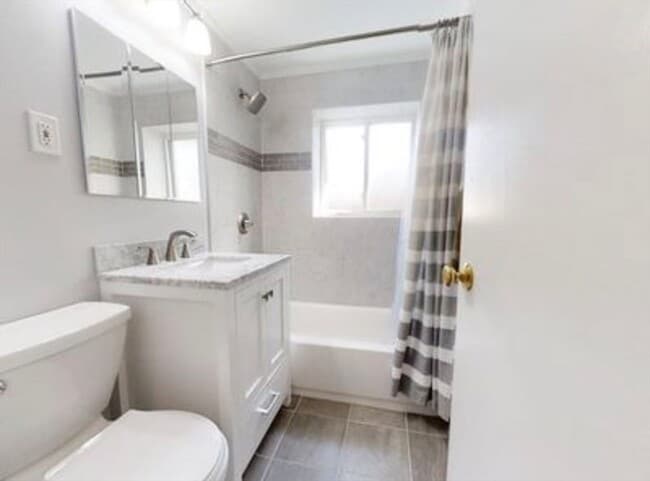 Photo - 50 Bryon Rd Unit 6