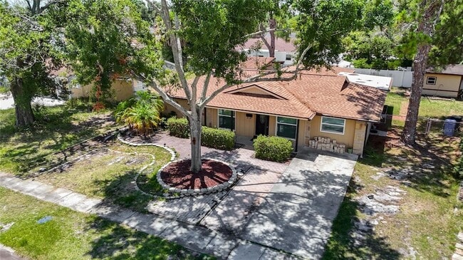 Photo - 7916 Woodgrove Cir