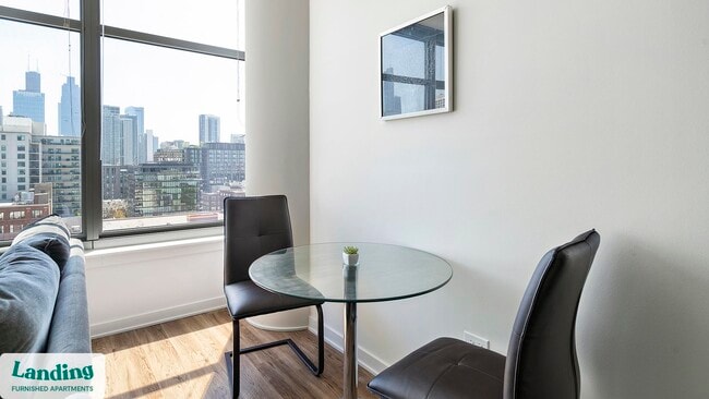 Photo - 347 W Chestnut St Unit 1313.1404622