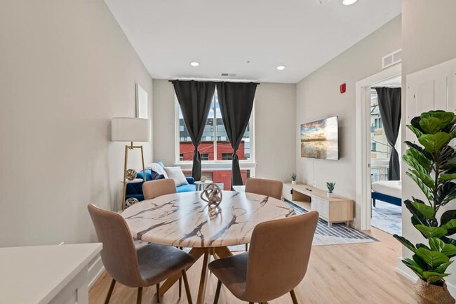 Photo - 916 N Delaware Ave Unit ID1055888P