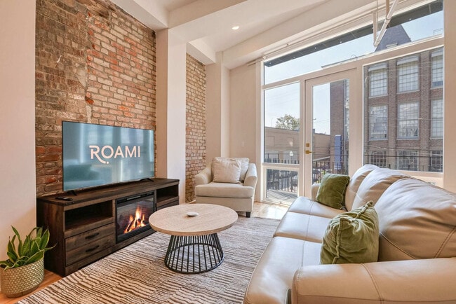 Building Photo - 1050 Annunciation St Unit ID1272325P