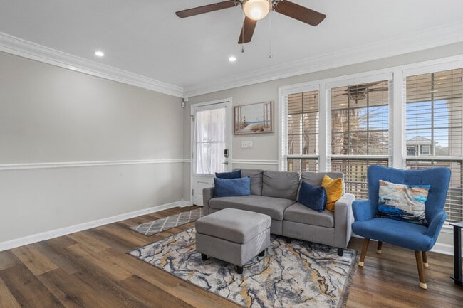 Building Photo - 426 Russell Ave Unit SI ID1473622P