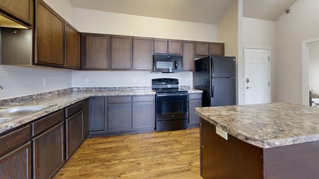 Building Photo - Falcon & Mallard Heights