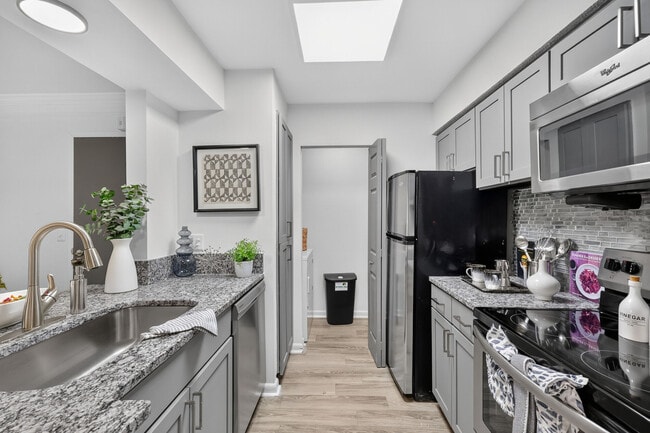 Photo - Vetra West End