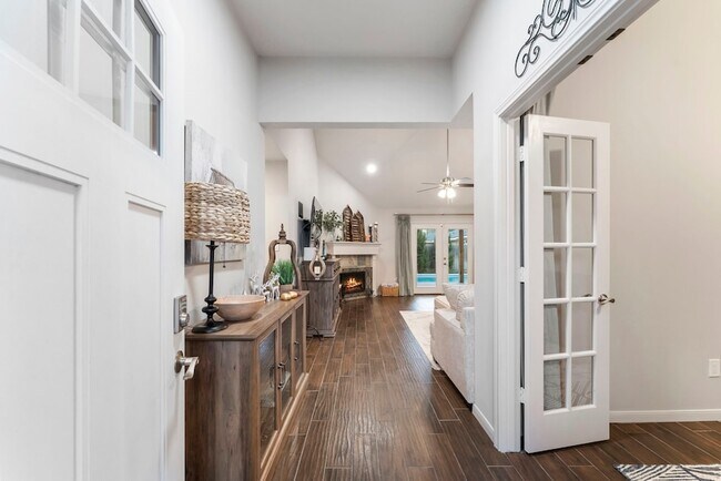 Photo - 25003 Burgh Castle Dr