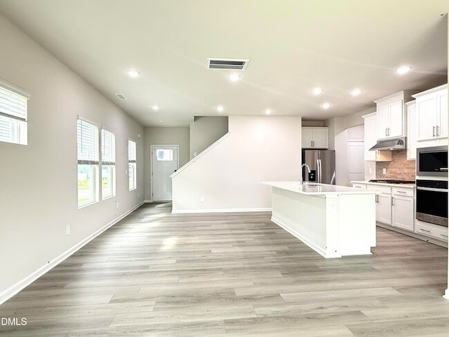 Photo - 1008 St Lawrence Dr