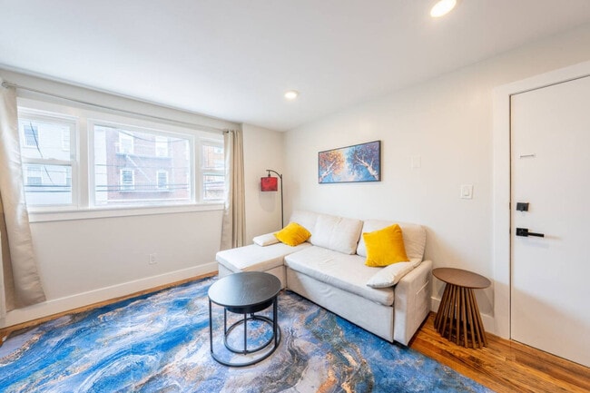 Photo - 33 Adams St Unit ID1357412P