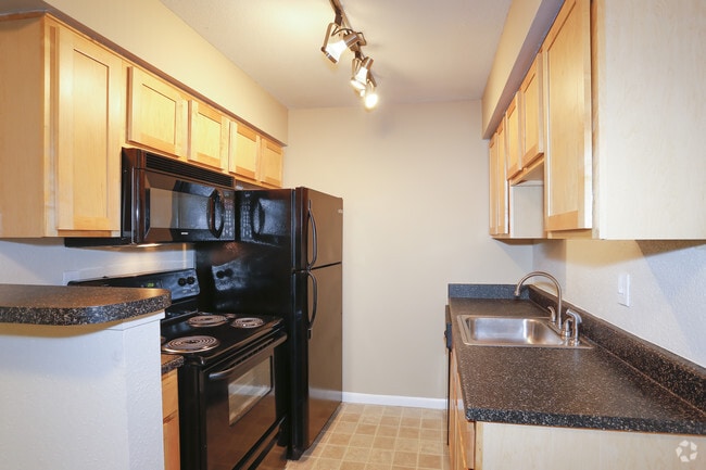 Photo - The Pointe at City Center