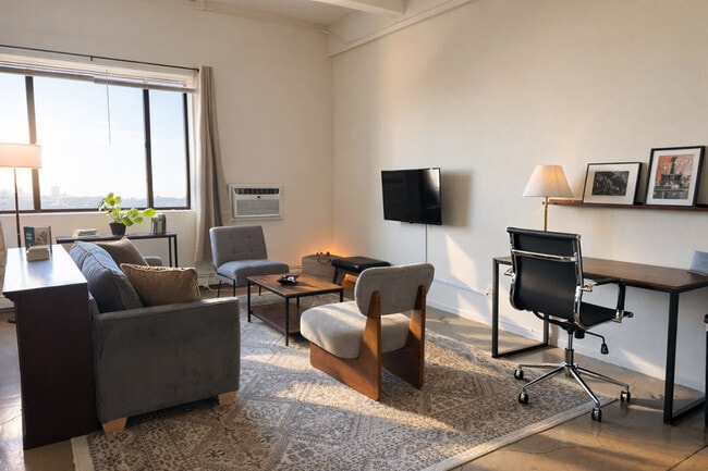 Building Photo - 823 N 2nd St Unit SI ID1379051P