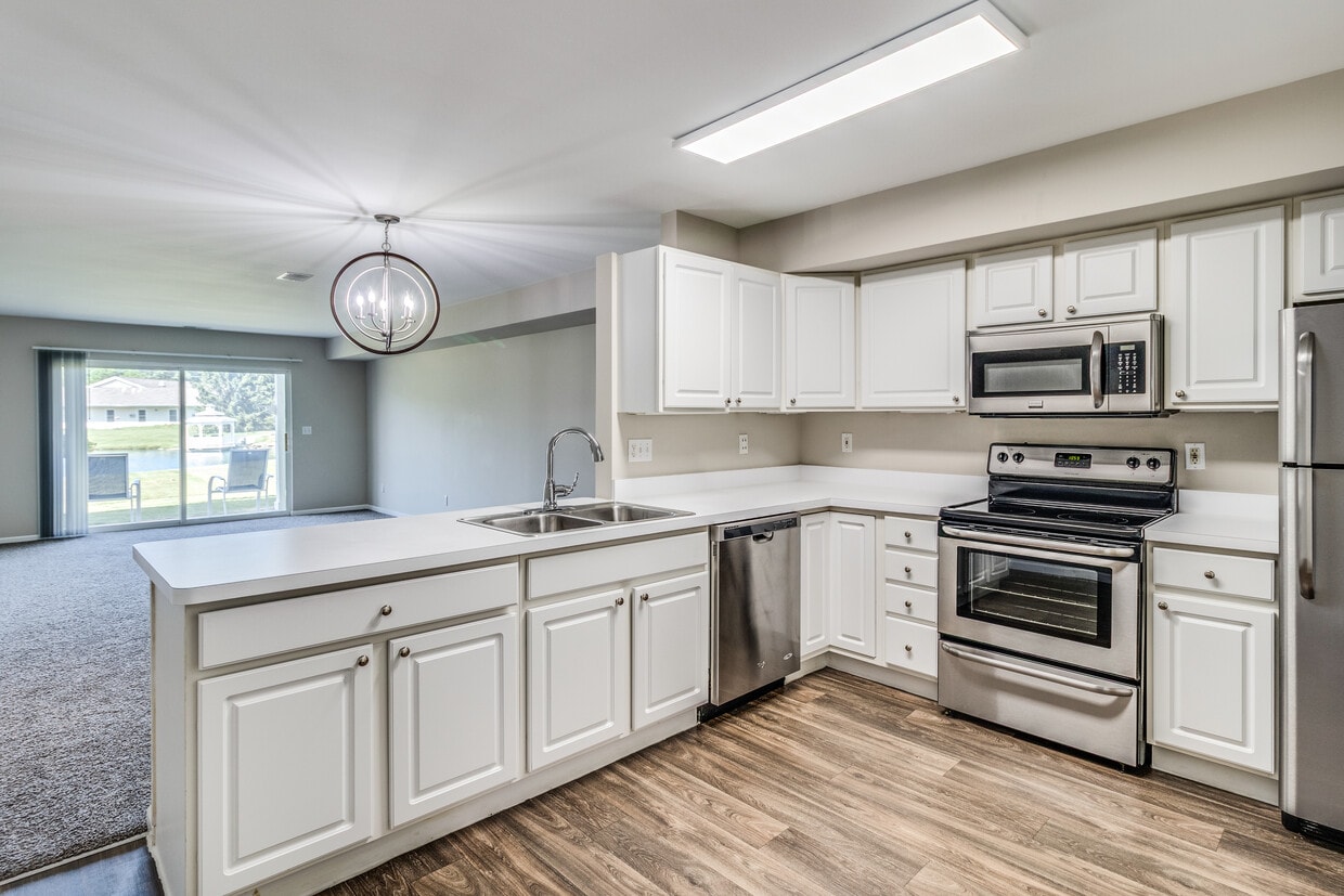 Floor Plan - 1,579 SQ.FT. 2BR,2BA Smart Home