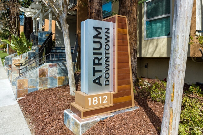 Building Photo - Atrium Downtown