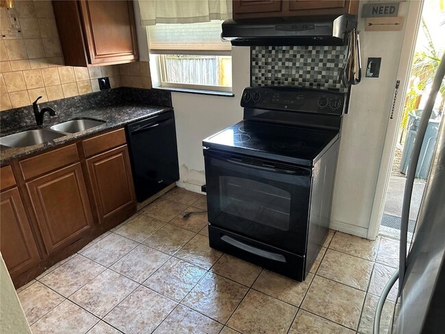 Photo - 412 73rd Ave