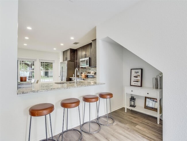 Photo - 10416 Garbacz Dr