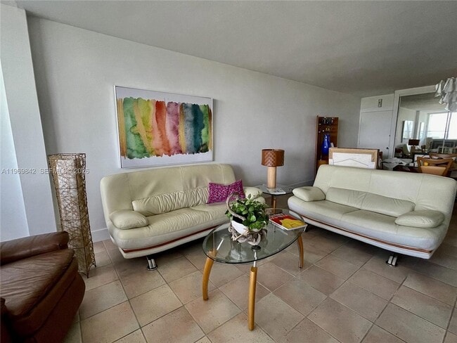 Photo - 5005 Collins Ave Unit 1404