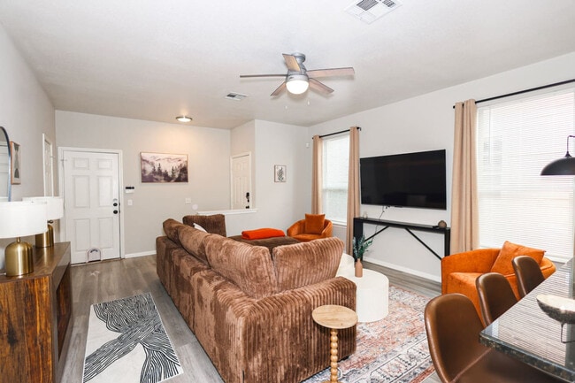 Photo - 2418 Allred Dr Unit ID1355773P