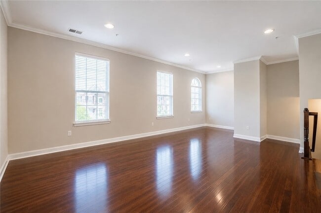 Photo - 248 Broadstone Dr