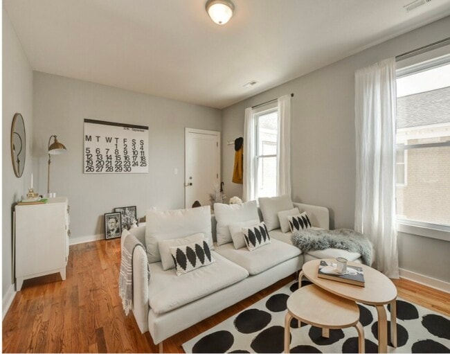 Photo - Gracey Court &The Phoenix