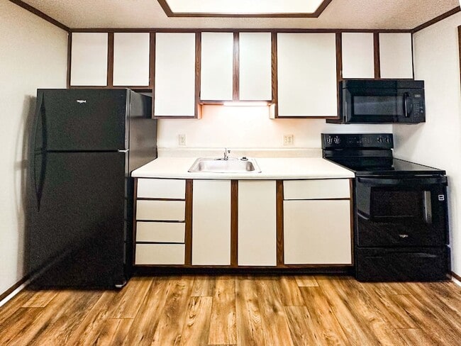 Photo - 2421 Madison St Unit 41