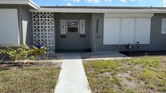 Photo - 775 North Dr