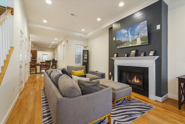Photo - 229 8th St NE Unit SI ID1587689P