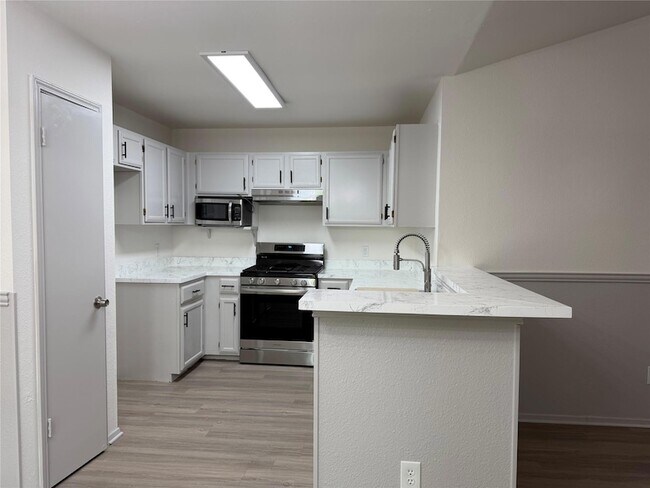Photo - 13003 Widge Dr