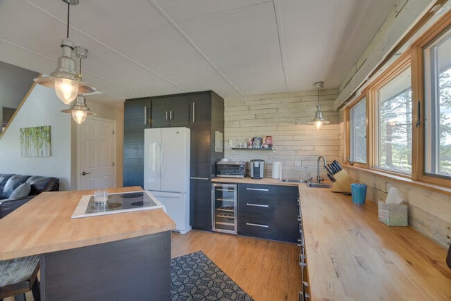 Photo - 465 Springmeadow Way Unit SI ID1385702P