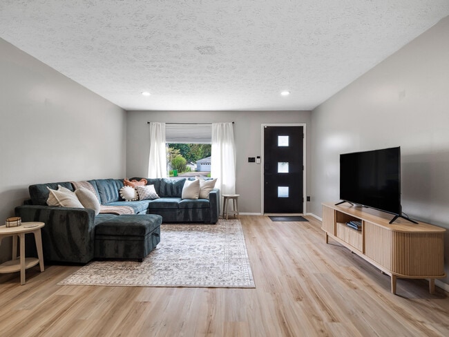 Photo - 291 Hunter Ave Unit ID1071614P