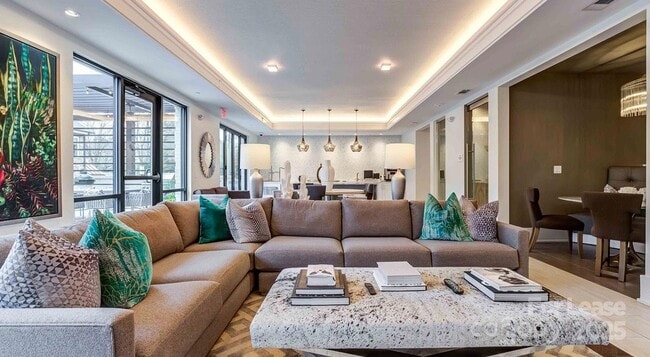 Photo - 2426 Vail Ave Unit B7