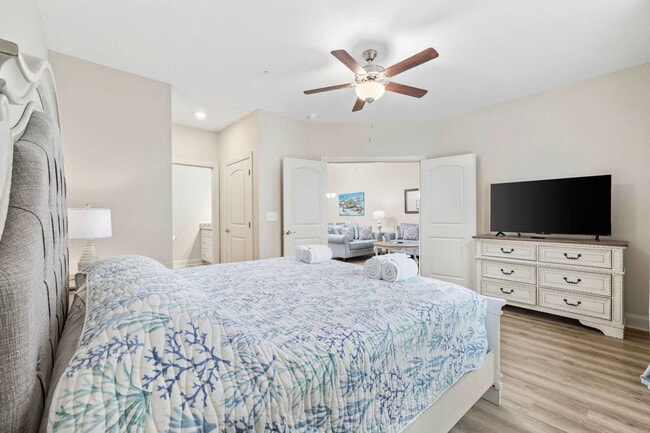 Photo - 587A Sunnyside Ave Unit ID1308943P