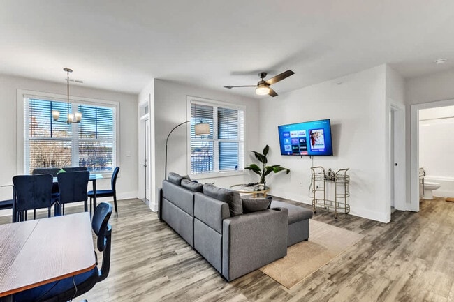 Building Photo - 514 Pleasant Dr Unit FL4-ID1284645P