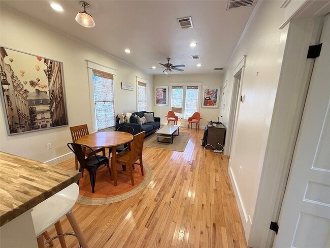 Photo - 2612 Avenue M 1/2