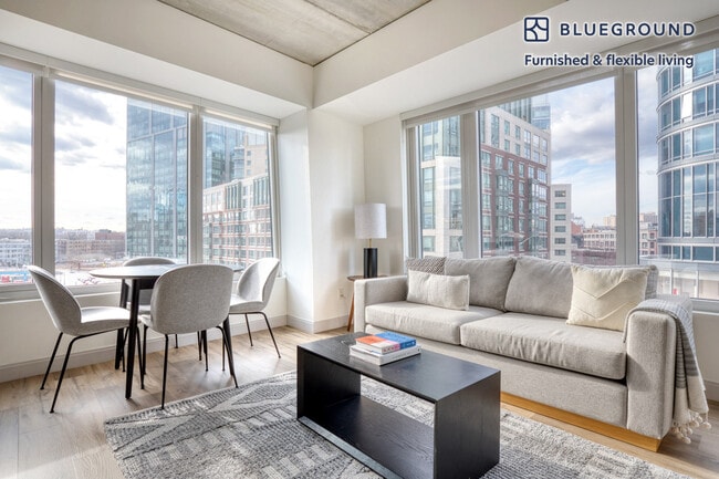 Building Photo - 1350 Boylston St Unit FL6-ID858