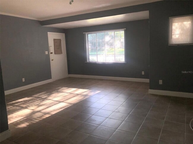 Photo - 2201 S Park Ave