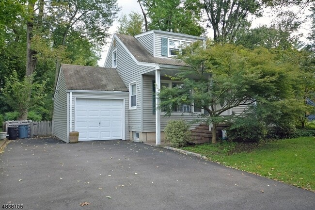 Photo - 64 Fairview Ave